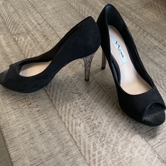 Nina New York Pumps Open Toe Heels Studded Jeweled Black Suede - Picture 1 of 14